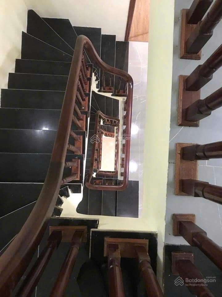 Cho thuê nhà, 109m2 5t, sát nguyễn thị định, hoàng ngân, nguyễn thị thập46 tr, vp, nhà hàng, kd