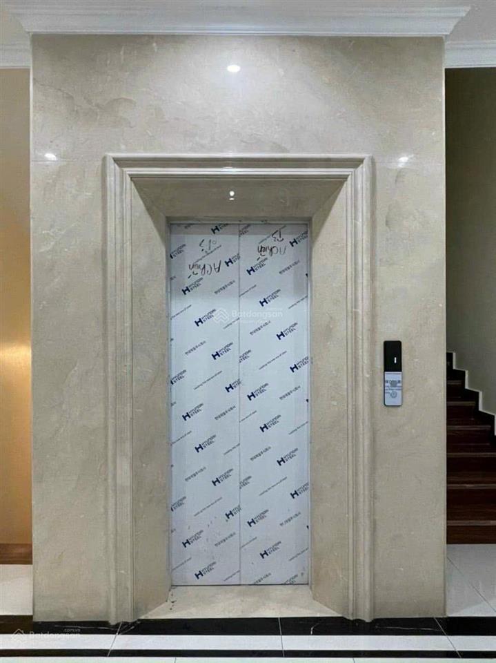 Nhà mình cho thuê nhà mới, gần nguyễn trường tộ, hàng than, trấn vũ, thang máy 113m2* 5t 38 tr