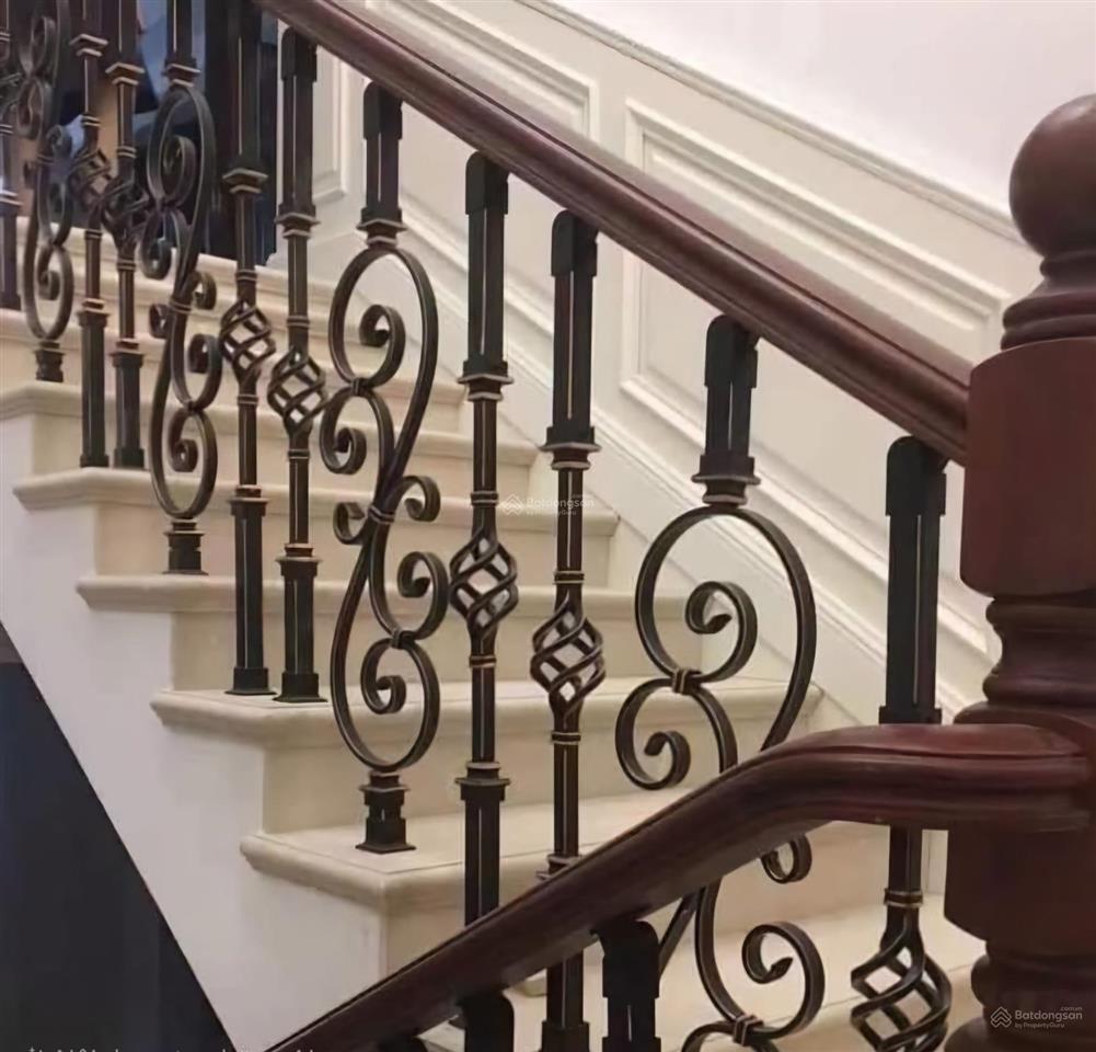 Nhà mình cho thuê nhà, 111m2 5t giáp hoàng quốc việt, tô hiệu, nghĩa tân45 tr, vp, nhà hàng, kd