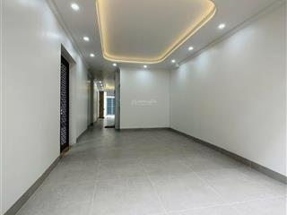 Bán nhà phố phạm văn đồngdt70m2x7tphân lôthang máyfull nội thất3mặt thoángkinh doanh32.5tỷ