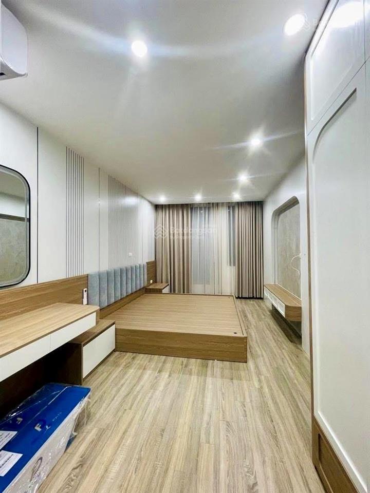 Bán nhà phố quan nhândt37m2x6tthang máyfull nội thấtngõ rộngsát phốxây mớigiá 12.9 tỷ