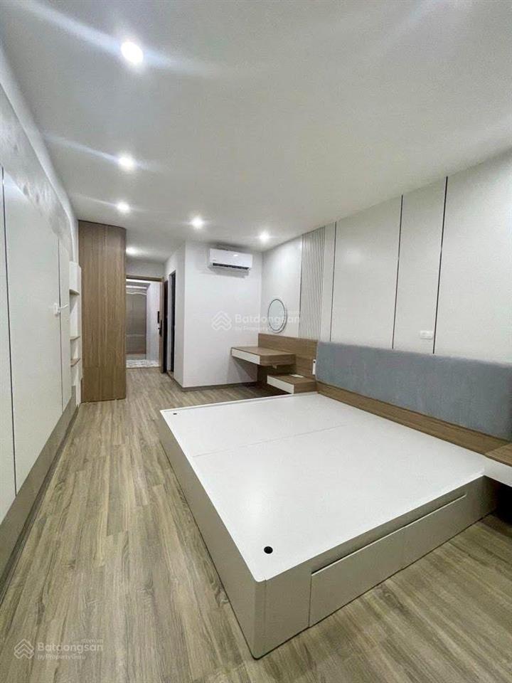 Bán nhà phố quan nhândt37m2x6tthang máyfull nội thấtngõ rộngsát phốxây mớigiá 12.9 tỷ