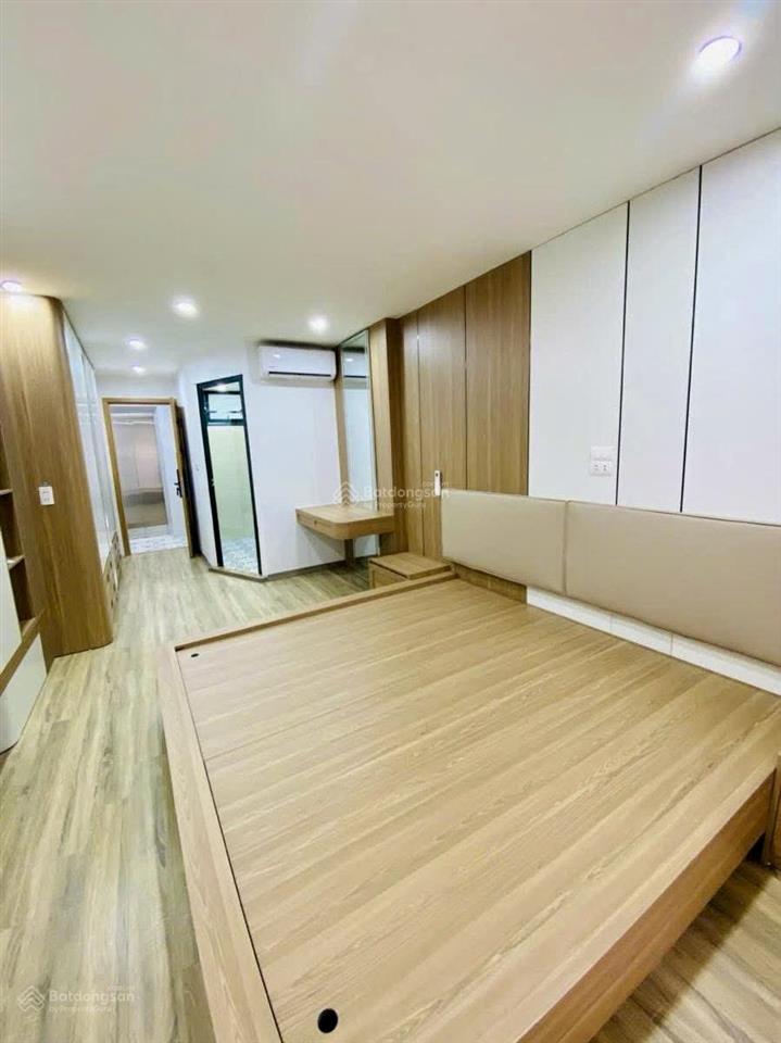 Bán nhà phố quan nhândt37m2x6tthang máyfull nội thấtngõ rộngsát phốxây mớigiá 12.9 tỷ