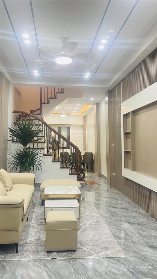 Ngõ 160 hào nam đống đa ô tô vào nhà ngõ thông kinh doanh dt 47m 4 tầng mt 3,5m giá 19,5 tỷ