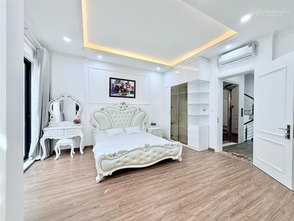 Bán nhà ngõ 43 chùa bộc đống đa 7 tầng thang máy vị trí đắc địa dt 46m mt 5m giá 18,5 tỷ