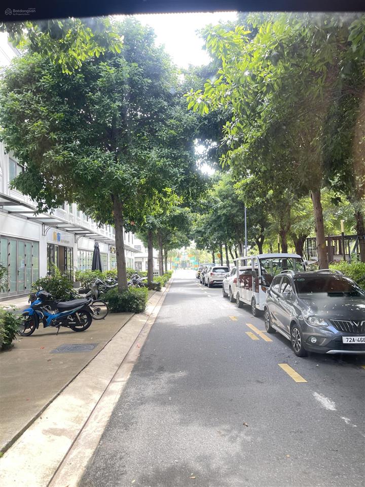 Bán phố liền kề 87,5m. 5x17,5m hướng đông nam, đã có sổ hồng