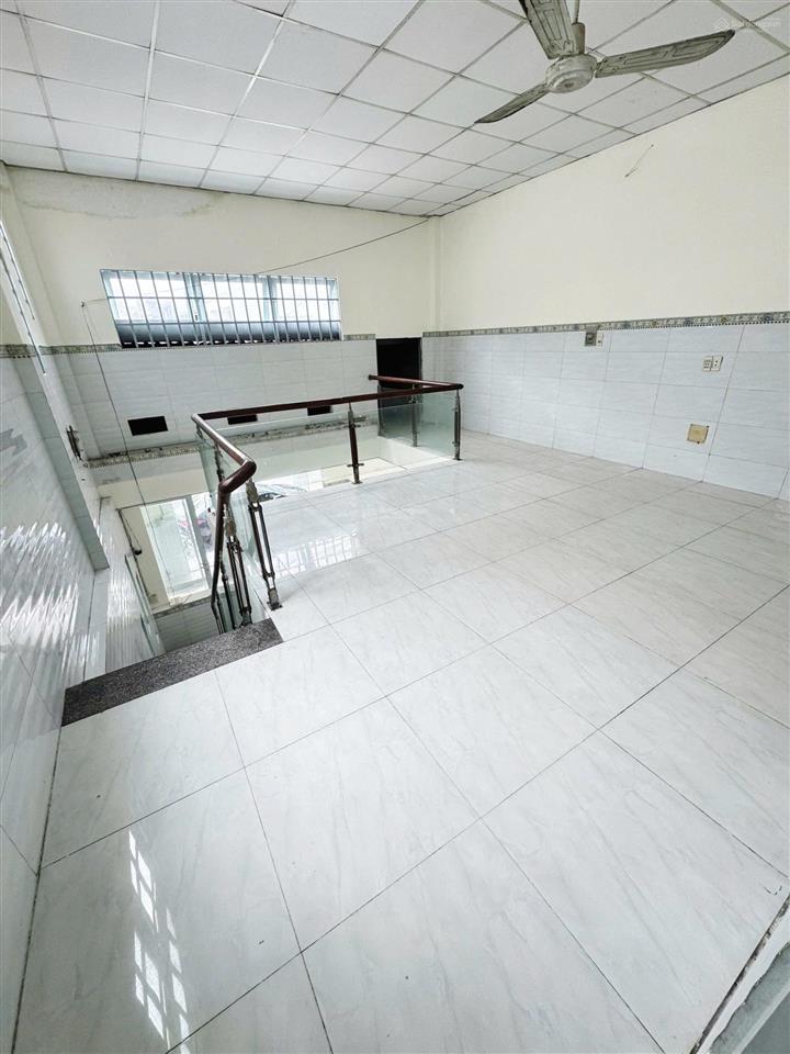 Nhà mặt phố bán gấp tại số 29, trần thị báo, giá siêu hời 11 tỷ, 85m2