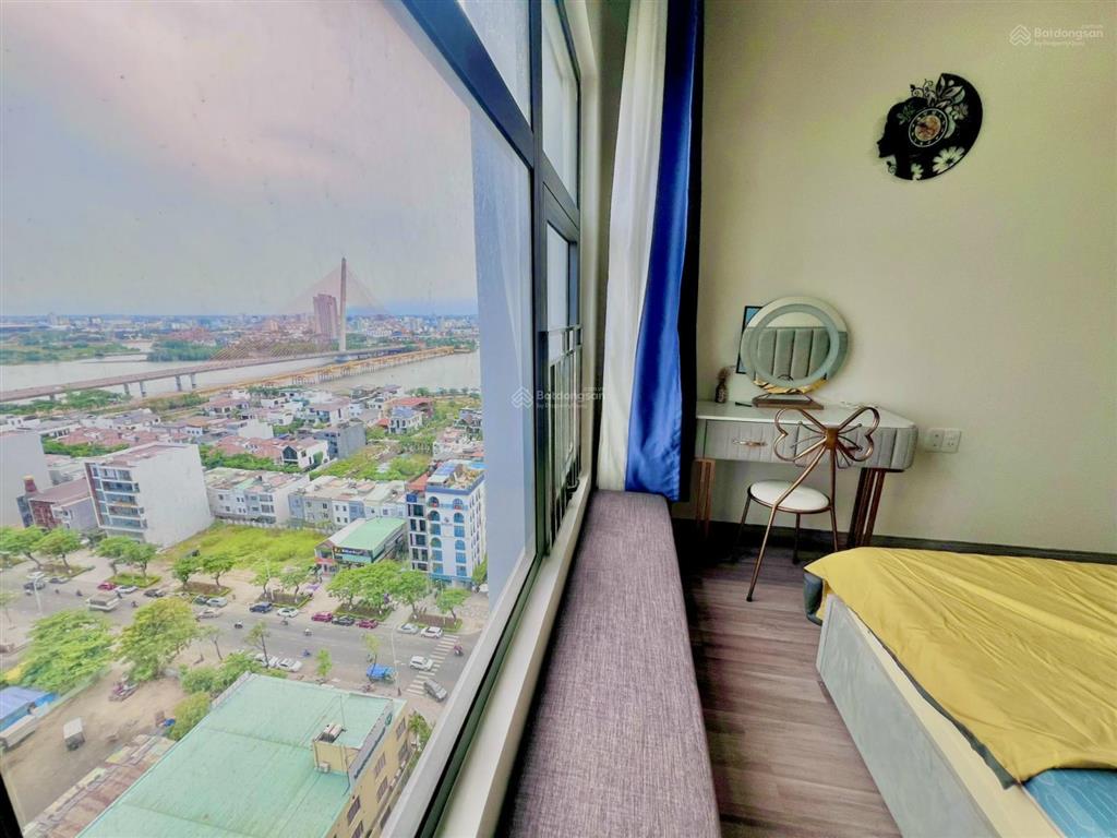 Bán căn hộ monarchy, 80m², view pháo hoa, giá tốt