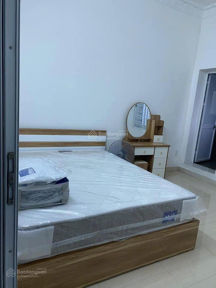Văn cao nhà 5 tầng, 6 phòng ngủ