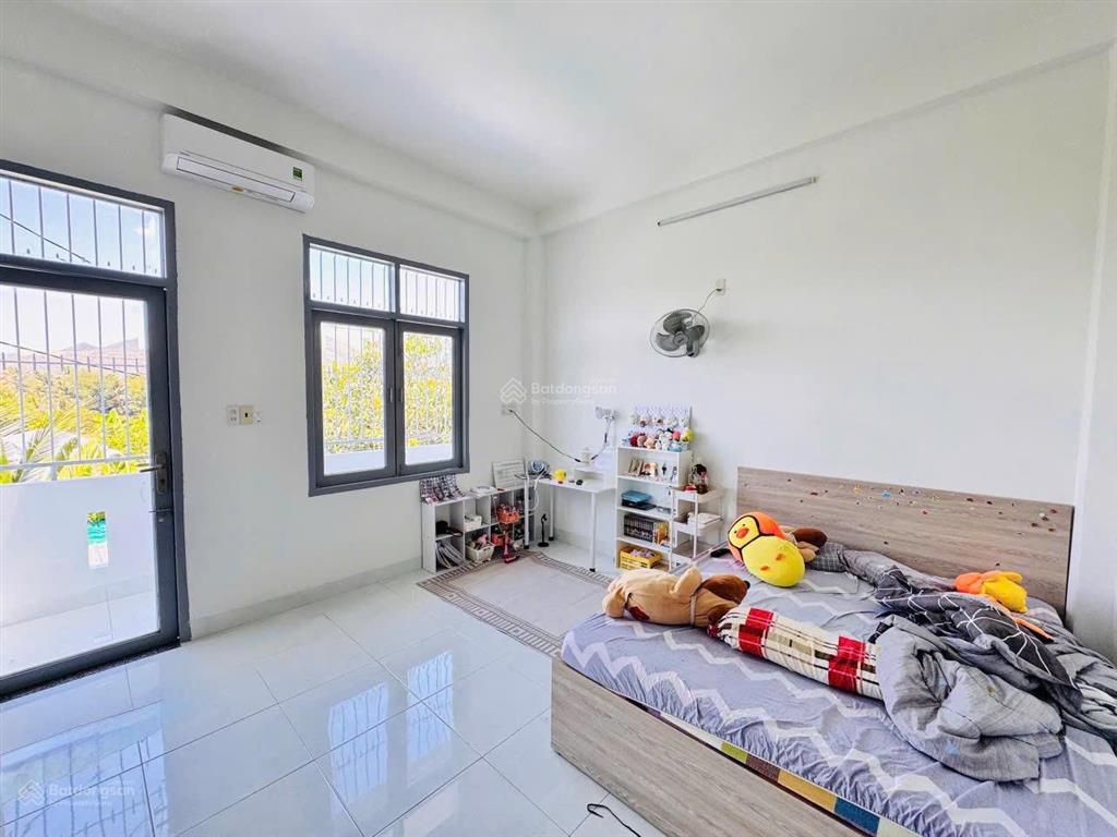 Hàng hiếm nha trang đất 104m, nhà 3 tầng hoàn công chuẩn 229m, đường ô tô, chỉ 3,6 tỷ