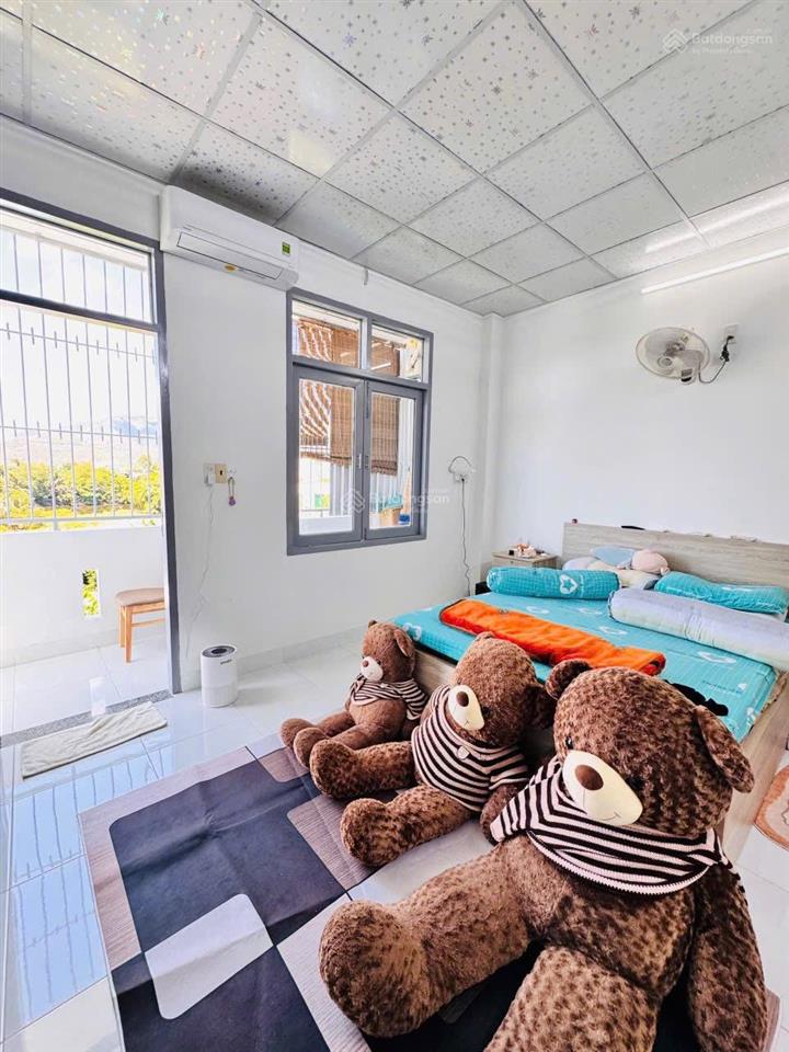 Hàng hiếm nha trang đất 104m, nhà 3 tầng hoàn công chuẩn 229m, đường ô tô, chỉ 3,6 tỷ
