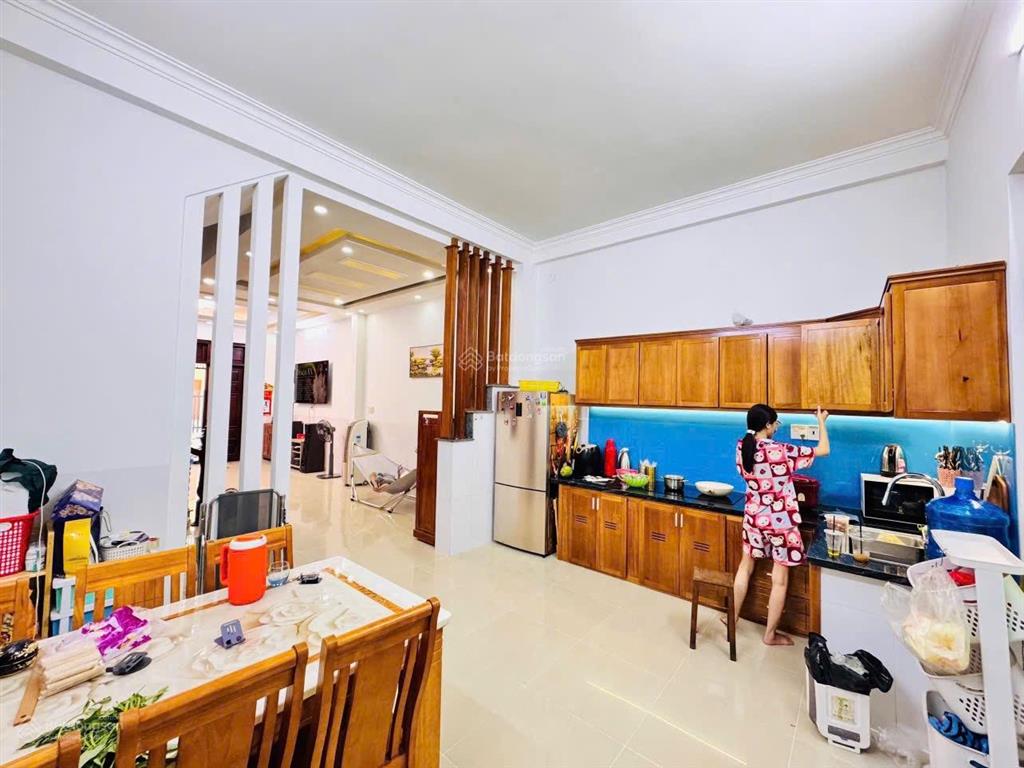 Hàng hiếm nha trang đất 104m, nhà 3 tầng hoàn công chuẩn 229m, đường ô tô, chỉ 3,6 tỷ