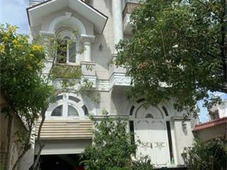 BIỆT THỰ SÂN VƯỜN ĐẲNG CẤP – LÊ QUANG ĐỊNH – NGANG 9.2M HIẾM CÓ - 268M2 - GIÁ NHỈNH 3X TỶ
