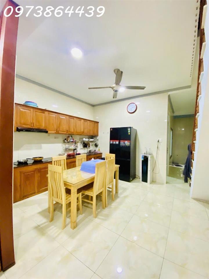 CHỈ 3,55TỶ – NHÀ 3 TẦNG ĐẸP LUNG LINH –6PN -NGANG 5,3M -88M2 -  HẺM 7M, Ô TÔ TRÁNH NHAU- 