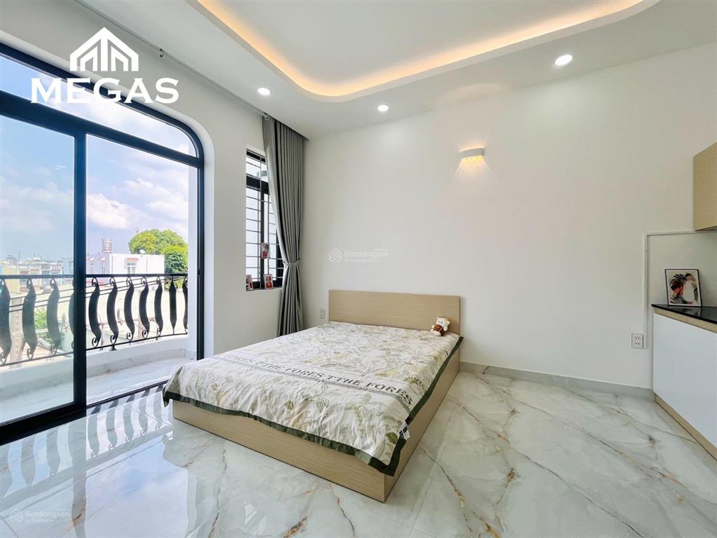 Chdv ban công riêng  full nội thất mới 100% ngay lê văn quới