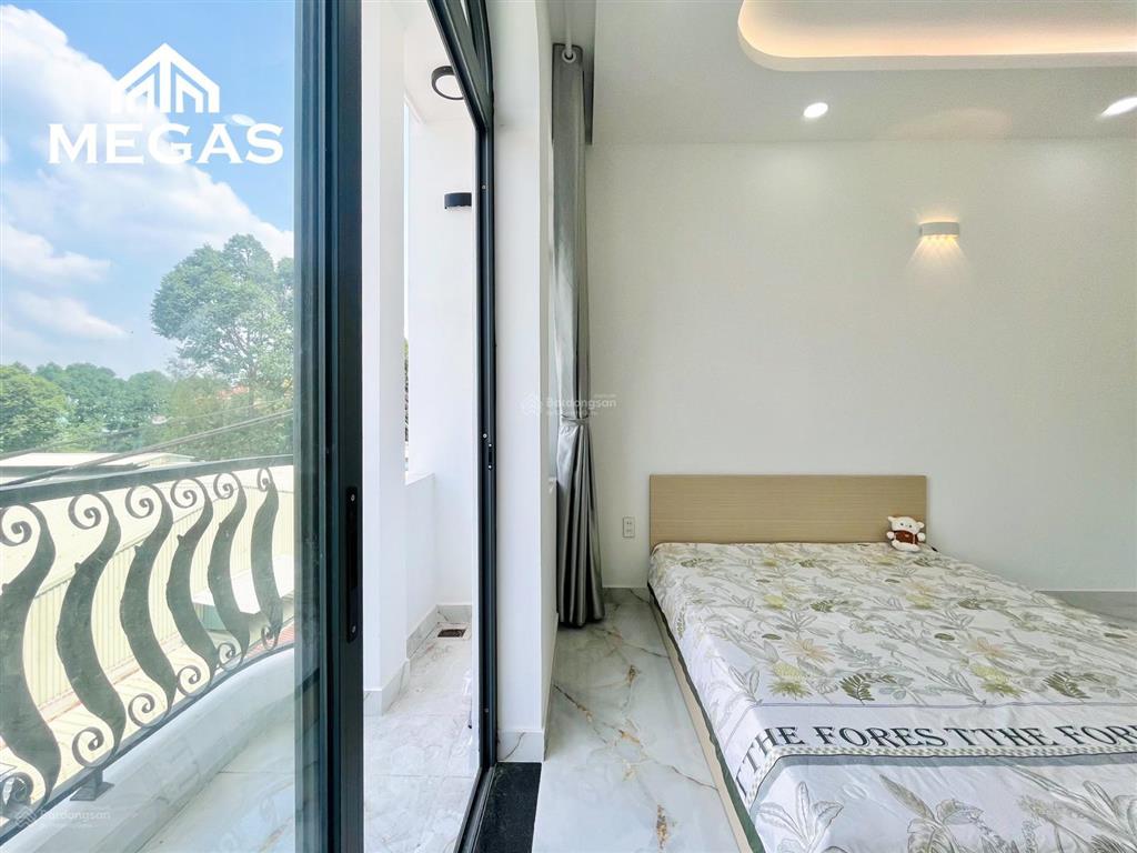 Chdv ban công riêng  full nội thất mới 100% ngay lê văn quới