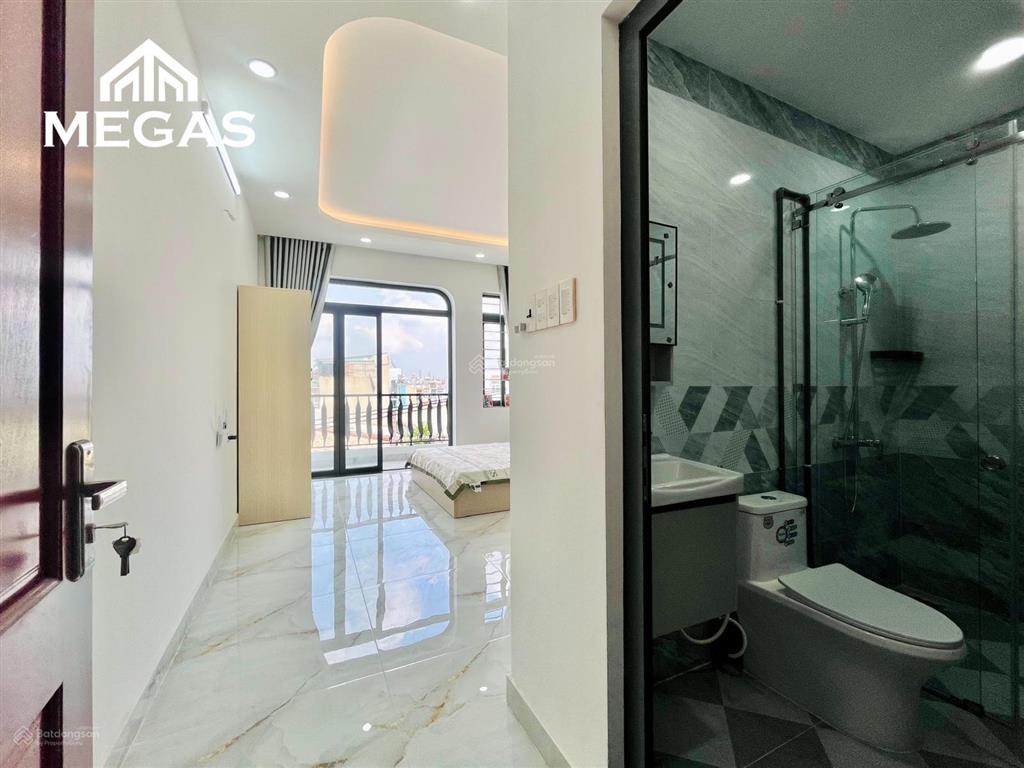 Chdv ban công riêng  full nội thất mới 100% ngay lê văn quới