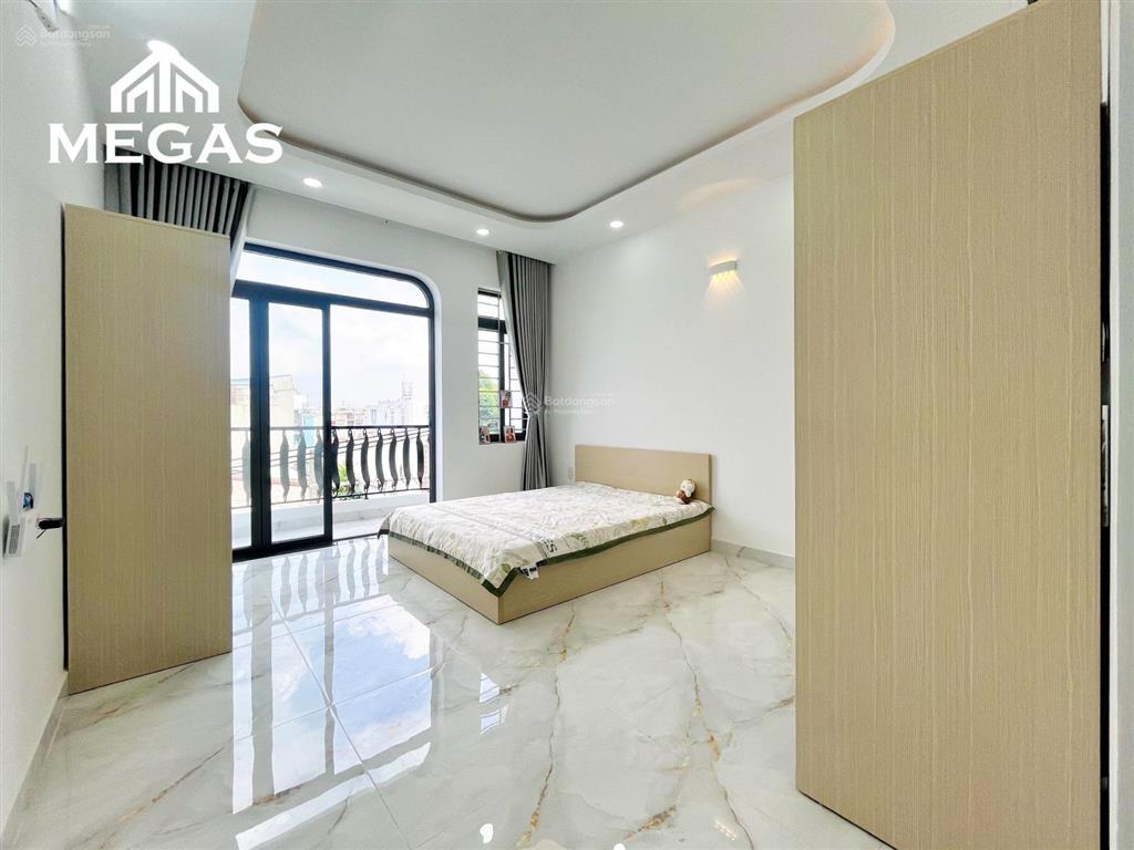 Chdv ban công riêng  full nội thất mới 100% ngay lê văn quới