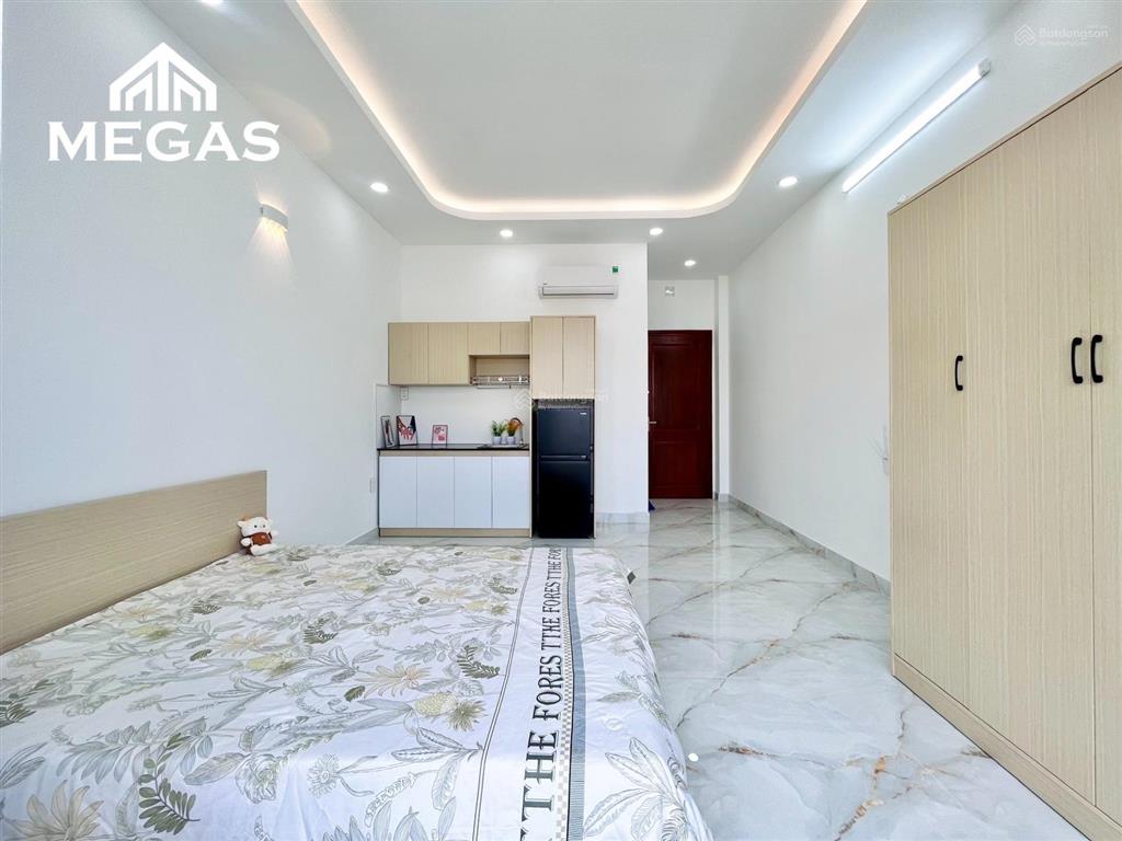 Chdv ban công riêng  full nội thất mới 100% ngay lê văn quới