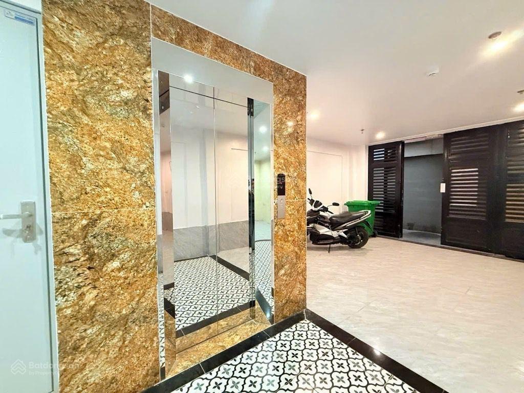 Cần bán chdv tại mỹ đình  nam từ liêm  60m 12pkk full nội thất  hơn 14 tỷ.