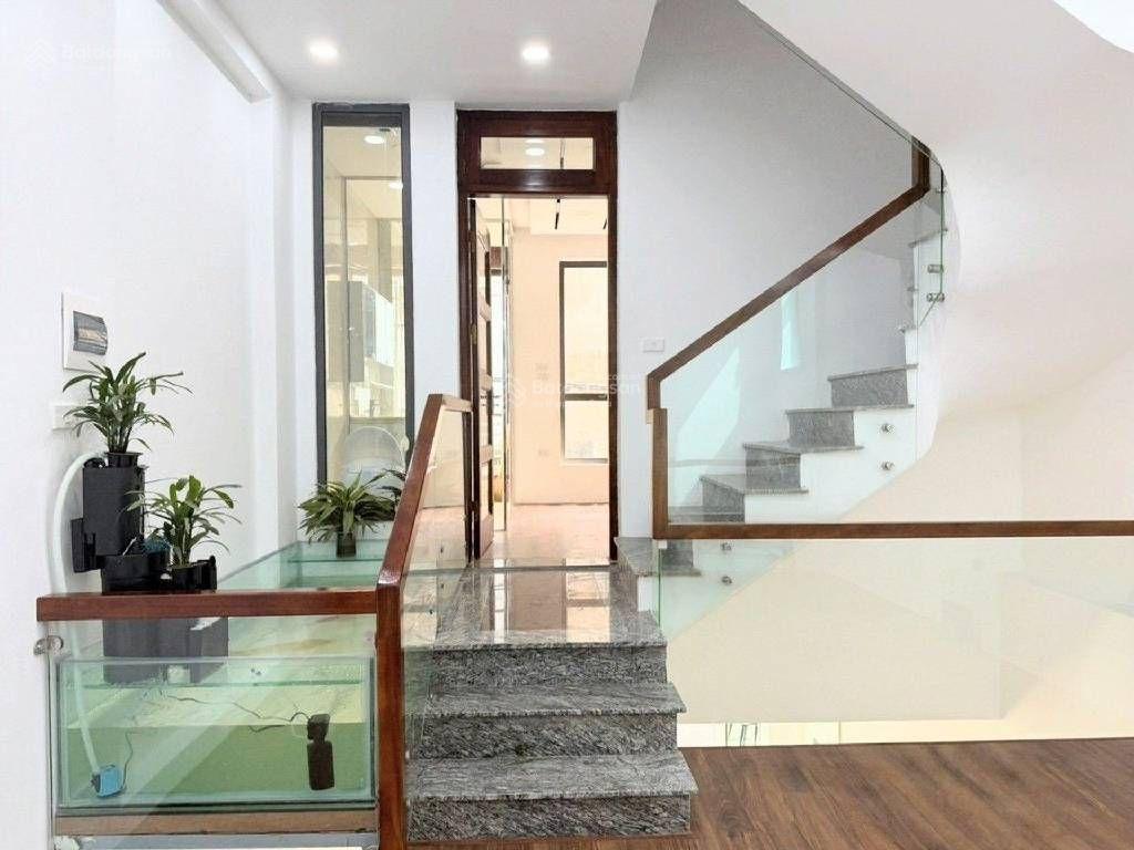 Dương nội  hà đông  chỉ hơn 11 tỷ, nhà đẹp long lanh 50m, 5t ô tô vào nhà, tránh đỗ tại cổng.