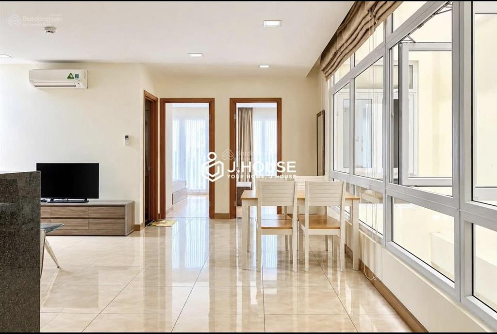 Cho thuê căn hộ 2 phòng ngủ full nội thất  vị trí ngay cung đường trường sa hoàng sa gần d10