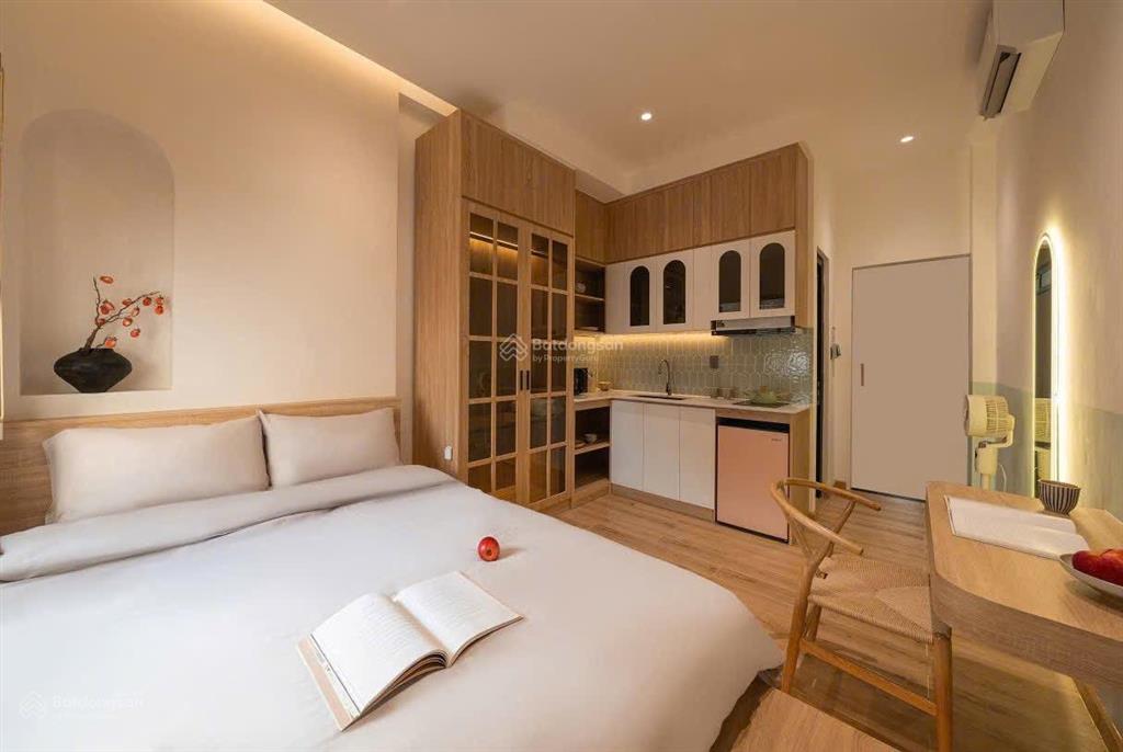 Cho thuê studio ban công siêu xinh gần vòng xoay lăng cha cả, chợ phạm văn hai quận tân bình