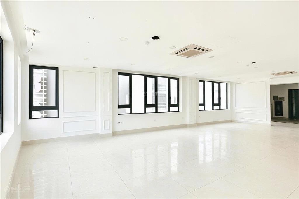Cho thuê văn phòng tại xã đàn, đống đa hà nội giá 19tr 100m2