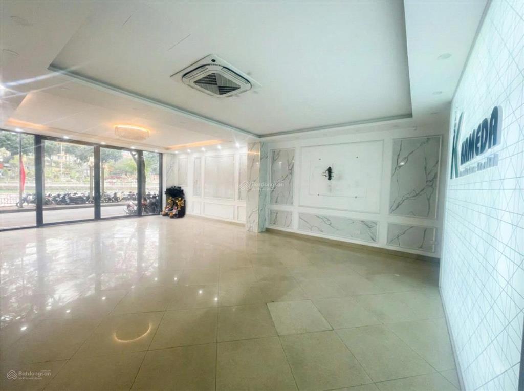 Văn phòng 80m nguyễn khang giá 18tr  không gian đẹp, vị trí kinh doanh đắc địa
