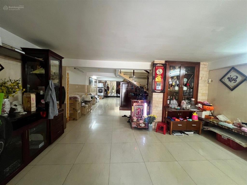 Giảm 25%. bán nhà 139m2. 3 tầng. mặt tiền hồng hà. tân bình. chỉ 33 tỷ.