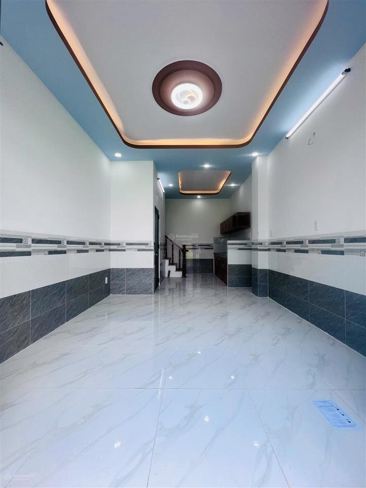 Nhà sổ riêng sd 80m2 chính chủ sang tên ngay hóc môn