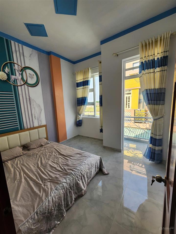 Bán nhà 765 triệu  mặt tiền chính chủ sổ riêng 1 trệt 1 lầu 2pn 2wc