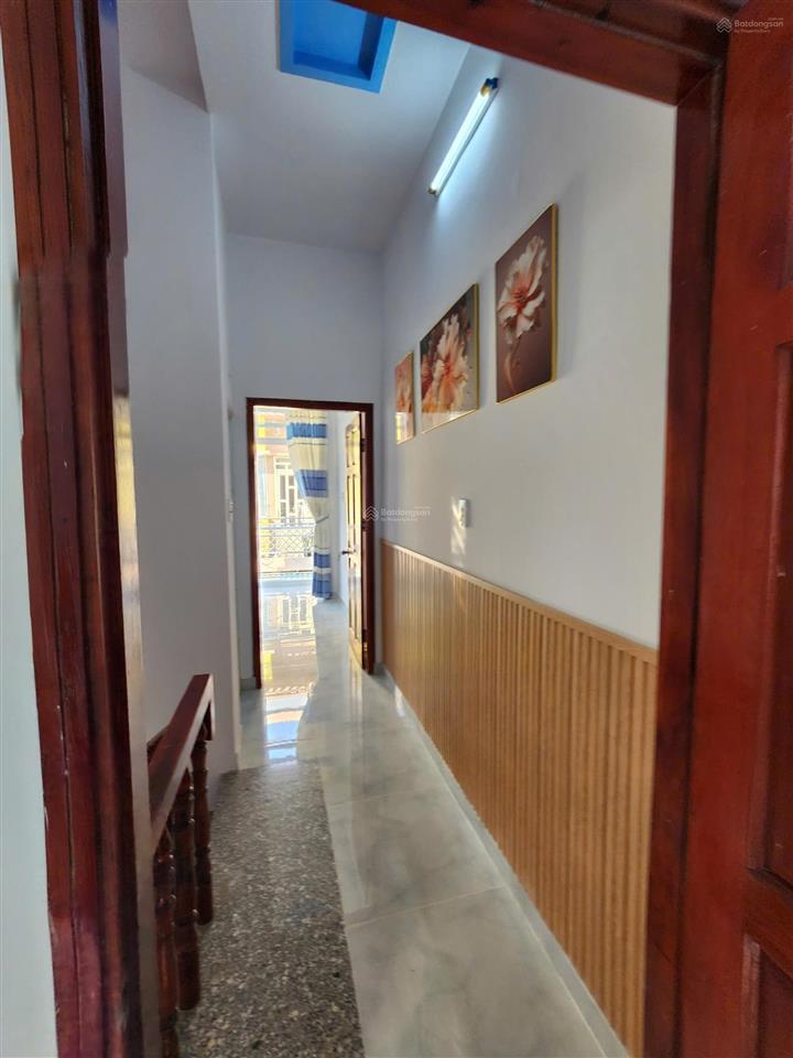 Bán nhà 765 triệu  mặt tiền chính chủ sổ riêng 1 trệt 1 lầu 2pn 2wc