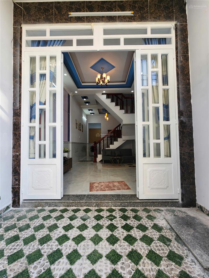 Bán nhà 765 triệu  mặt tiền chính chủ sổ riêng 1 trệt 1 lầu 2pn 2wc