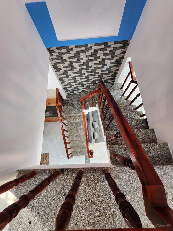 Bán nhà 765 triệu  mặt tiền chính chủ sổ riêng 1 trệt 1 lầu 2pn 2wc