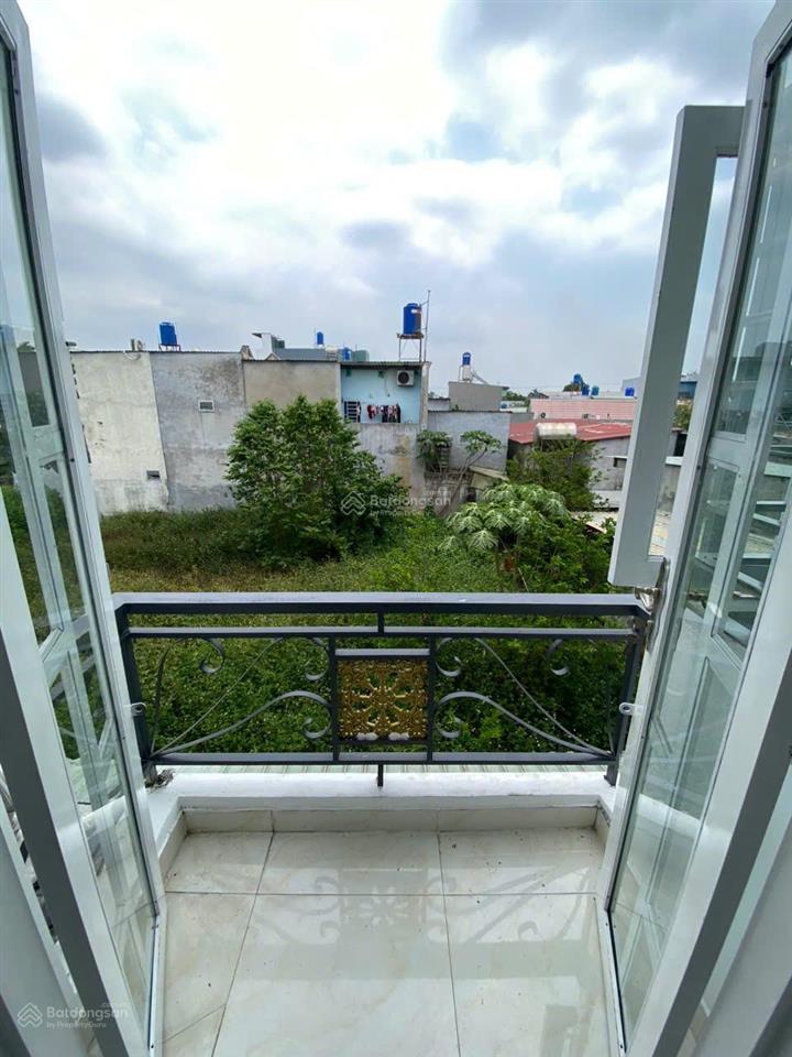 Nhà chính chủ nhà riêng 2pn 2wc sang tên ở liền