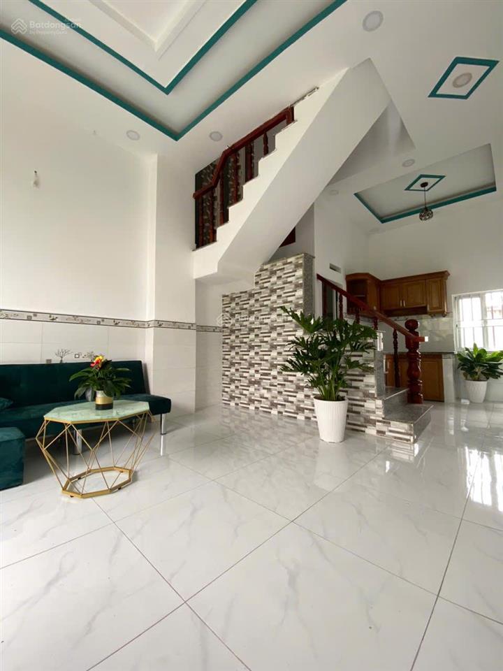 Nhà chính chủ nhà riêng 2pn 2wc sang tên ở liền