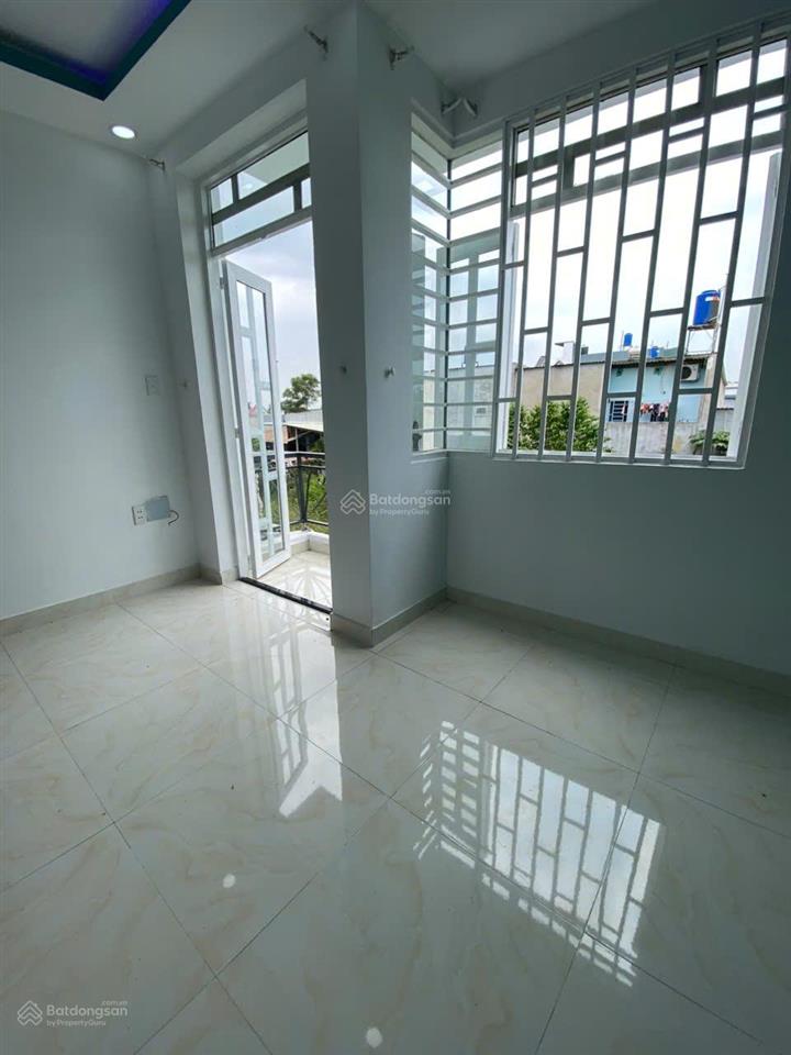 Nhà chính chủ nhà riêng 2pn 2wc sang tên ở liền