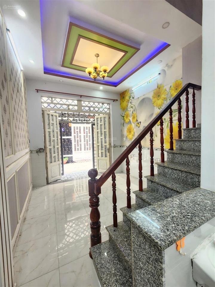 Nhà riêng chính chủ sổ riêng giá chỉ 765tr 2pn 2wc kết cấu vững chắc vào ở ngay