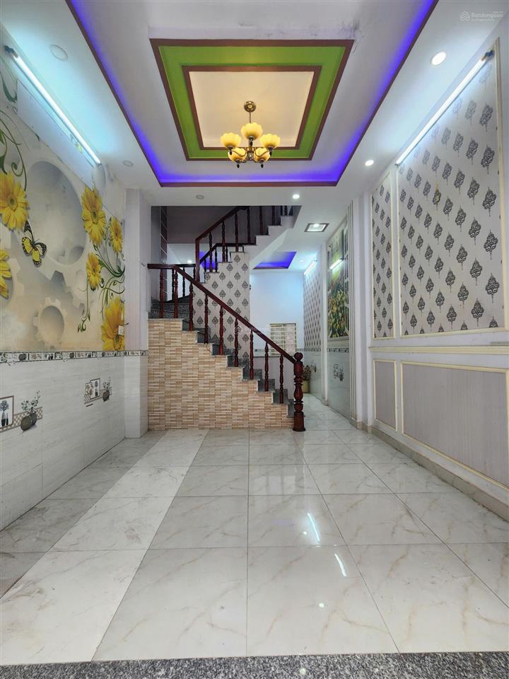Nhà riêng chính chủ sổ riêng giá chỉ 765tr 2pn 2wc kết cấu vững chắc vào ở ngay