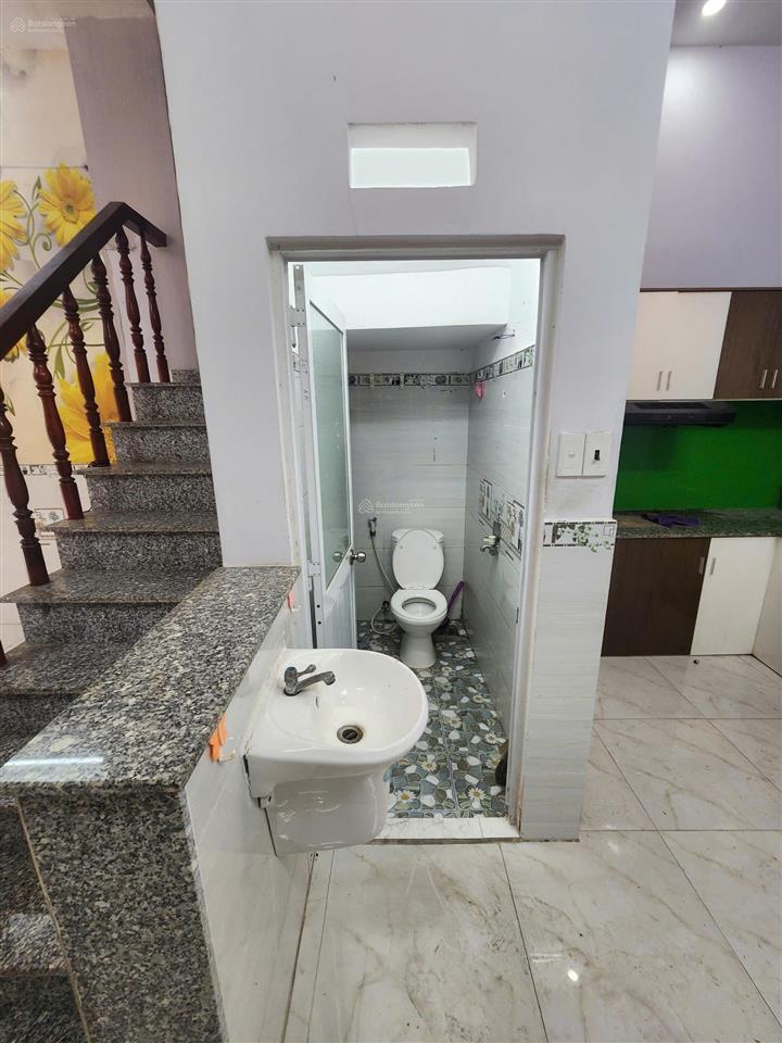 Nhà riêng chính chủ sổ riêng giá chỉ 765tr 2pn 2wc kết cấu vững chắc vào ở ngay