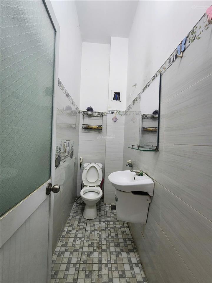 Nhà riêng chính chủ sổ riêng giá chỉ 765tr 2pn 2wc kết cấu vững chắc vào ở ngay