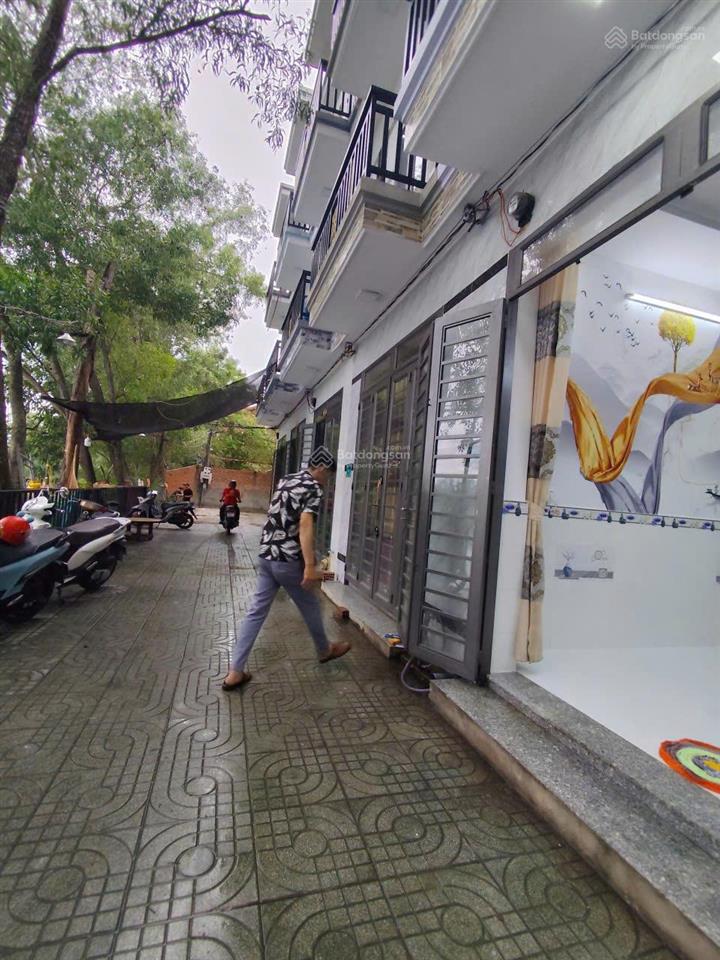 Nhà chính chủ xuân thới sơn giá chỉ 765tr 2pn 2wc mua là vào ở ngay