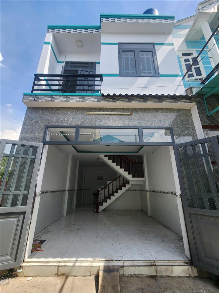 Nhà chính chủ hóc môn giá chỉ 750tr còn tl , 2pn 2wc kdc an ninh