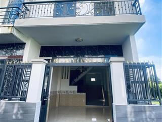 Nhà riêng chính chủ giá chỉ 765tr 2pn 2wc sổ sách pháp lý chuẩn chỉnh
