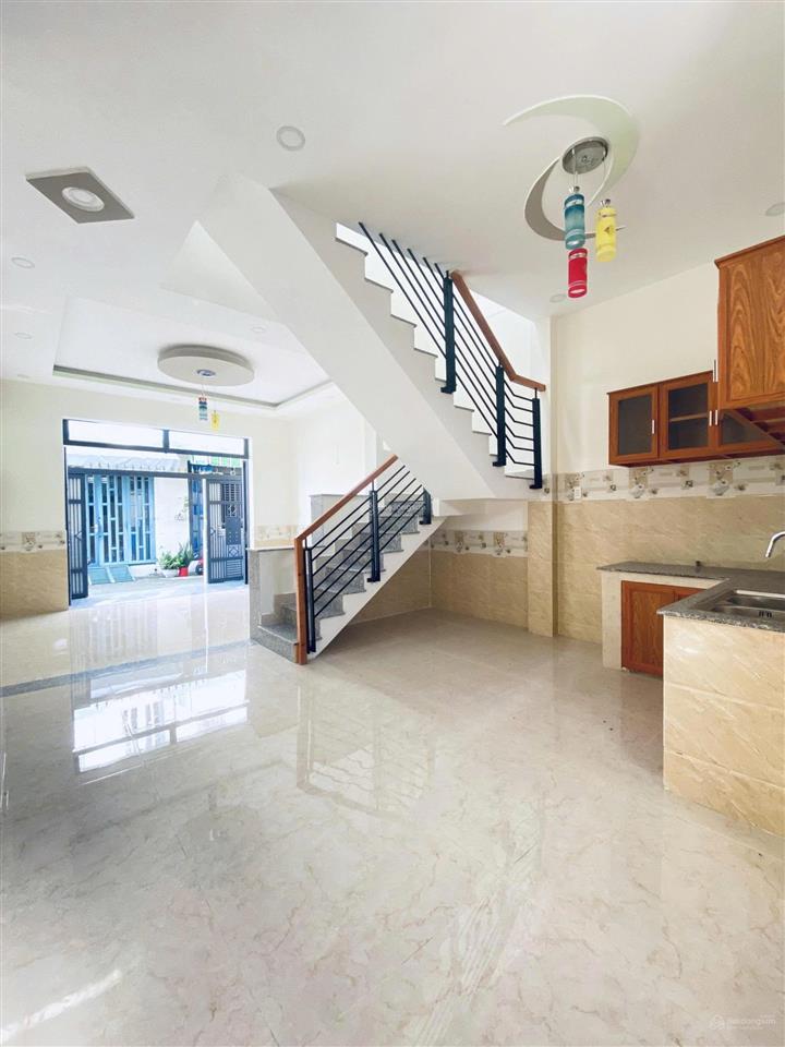 Nhà riêng chính chủ giá chỉ 765tr 2pn 2wc sổ sách pháp lý chuẩn chỉnh