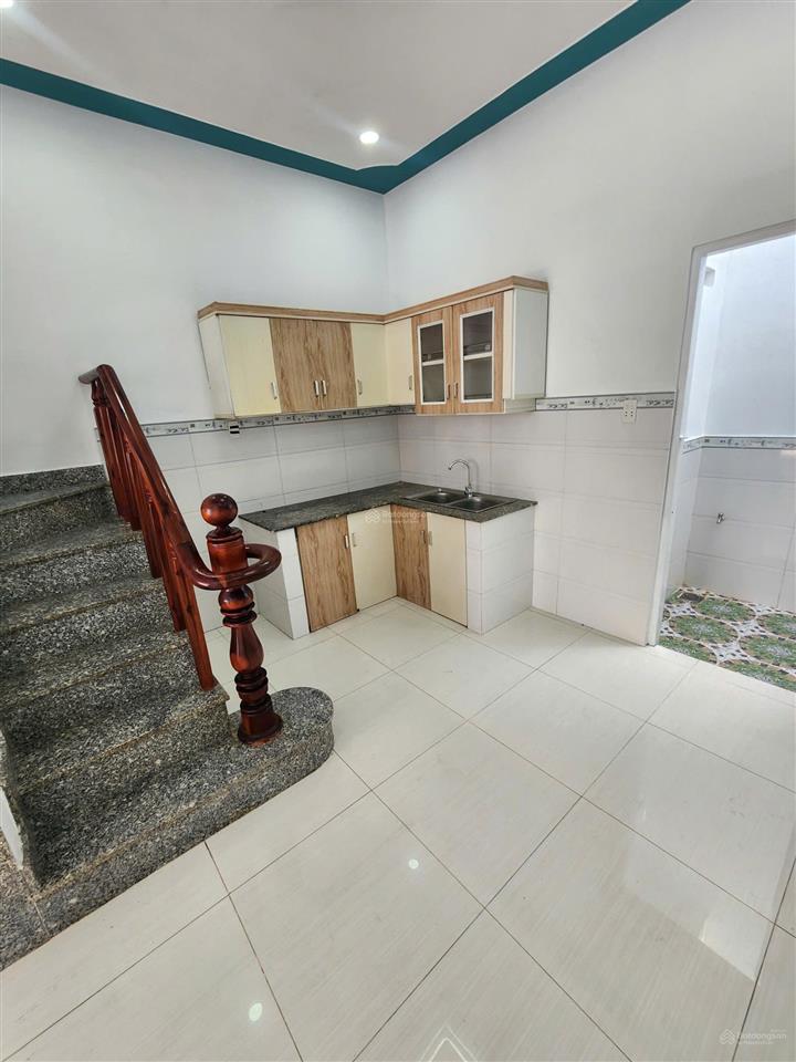 Nhà chính chủ sổ riêng không vi bằng, 2pn 2wc, mua là ở ngay