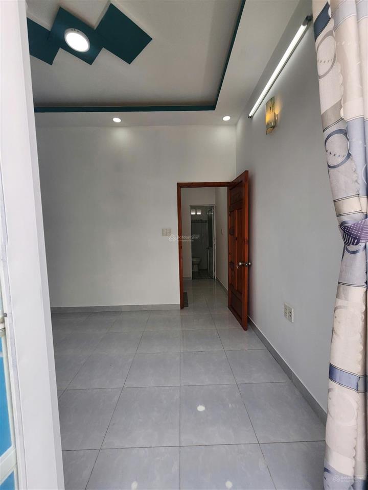 Nhà chính chủ sổ riêng không vi bằng, 2pn 2wc, mua là ở ngay