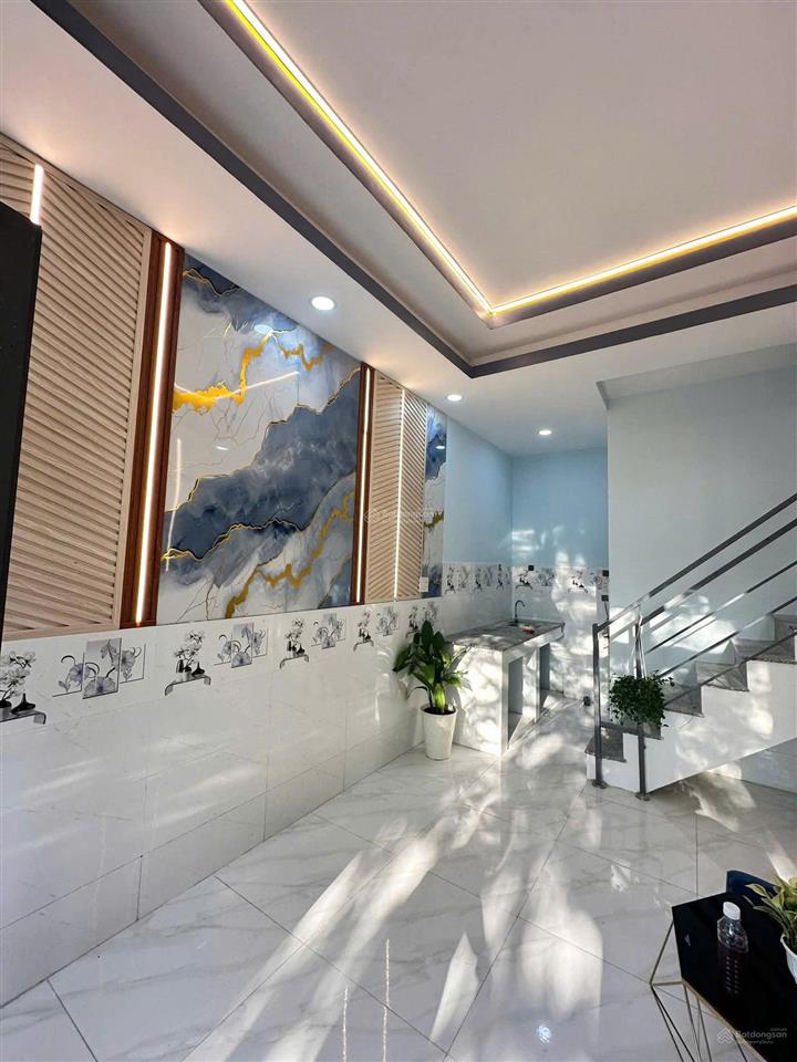 Bán nhà riêng chính chủ giá chỉ 549tr gần đường nguyễn văn bứa, 2pn 2wc