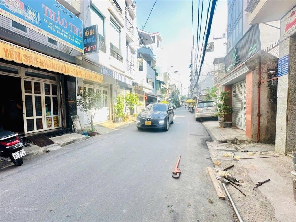 Nhà 8 tỷ hiếm tài lộc báo hiếu bành văn trân tân bình